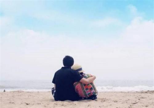 農(nóng)村的房子離婚怎么判,戶主是老公的爸爸嗎